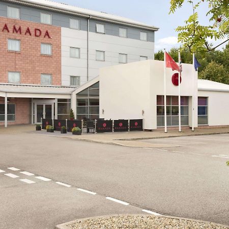 Ramada Wakefield Hotel Eksteriør billede