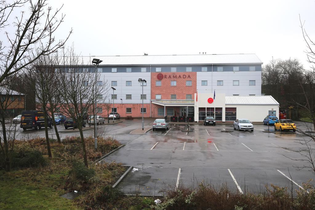 Ramada Wakefield Hotel Eksteriør billede